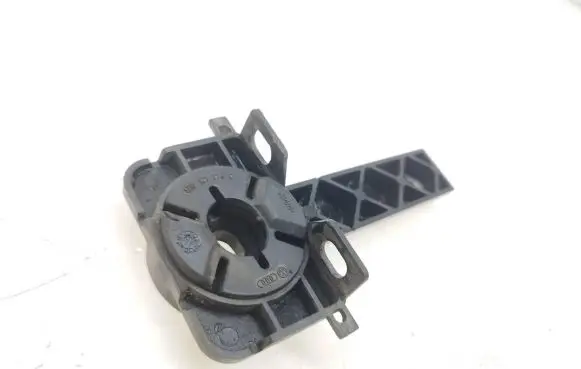 Audi A6 S6 C7 4G Radiator mount bracket 4G0805201 4H0121276C