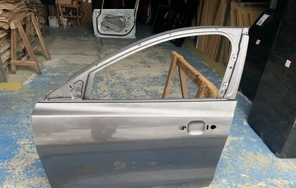 Ford Focus Front door JX7BA20221AJ