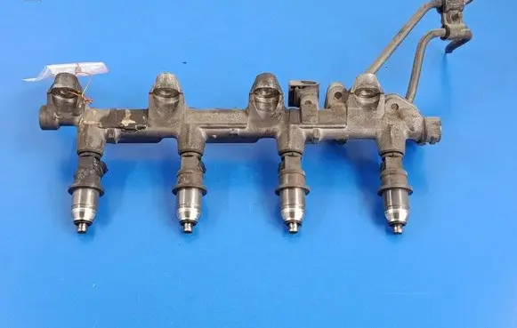Fuel main line pipe