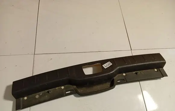 Volvo V50 Other trunk/boot trim element 09486875