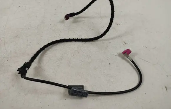 BMW 3 E90 E91 Sound system wiring loom 9183913 015111303898401 160120090915
