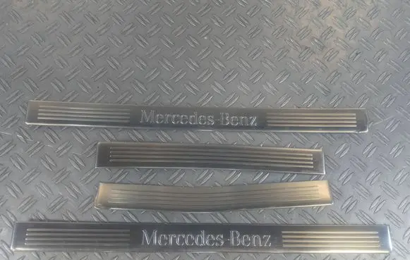 Mercedes-Benz CLS C218 X218 sill trim set (inner) A2126860936