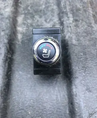 Infiniti FX Seat heating switch