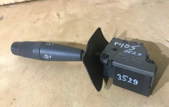 Peugeot 405 Wiper control stalk