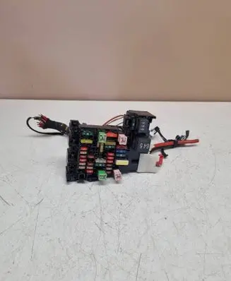 Skoda Superb B8 (3V) Fuse module 5Q0937615C 348040 04092016