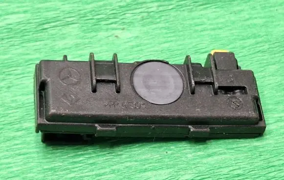 Mercedes-Benz C W204 Rain sensor A2048210851 2940708500 0A06A43AB60D