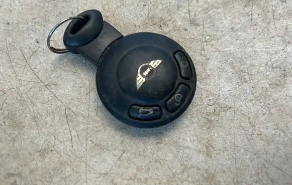 Mini One - Cooper Clubman R55 Ignition key/card 