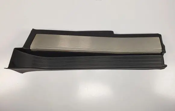 Mercedes-Benz S W140 Rear sill trim cover 1406800435