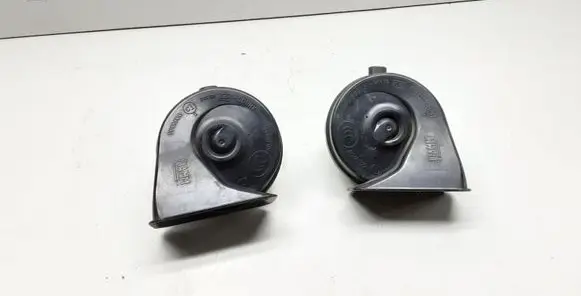 BMW 3 E90 E91 Horn signal E30055306