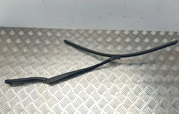 BMW 5 F10 F11 Windshield/front glass wiper blade 7182459