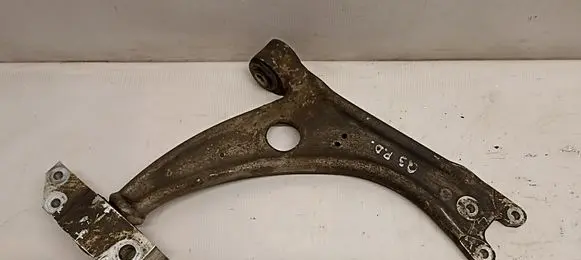 Audi Q3 8U Front lower control arm/wishbone 3C0407151H