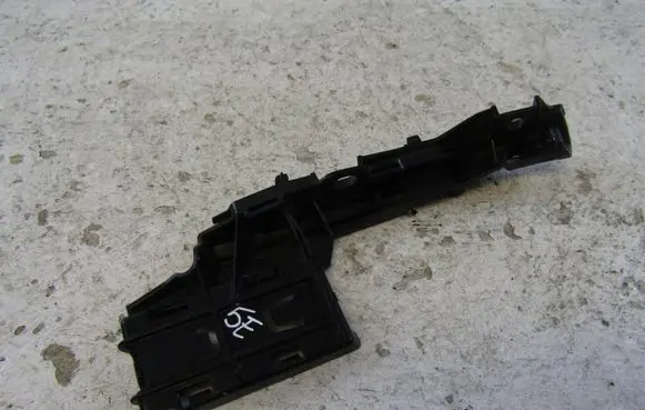 Skoda Octavia Mk4 Front bumper mounting bracket 5E3807184