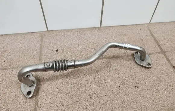 Subaru Legacy EGR valve line/pipe/hose