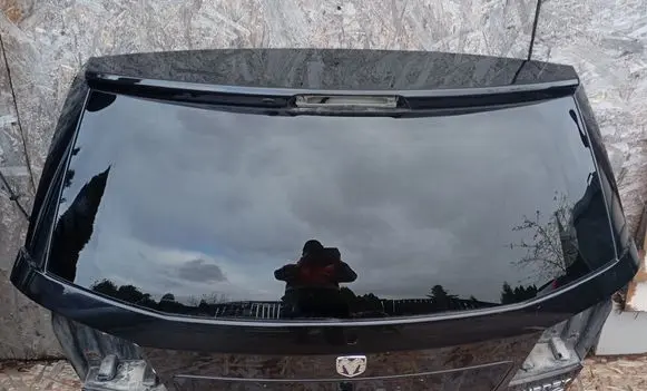 Tailgate/trunk/boot lid