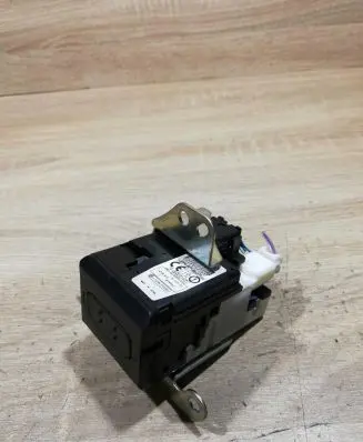 Toyota Corolla E120 E130 Ignition lock 626399000