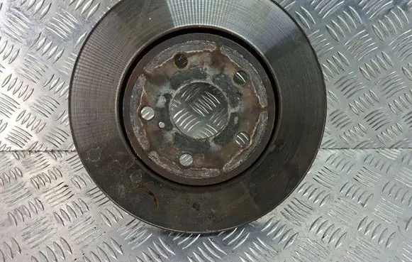 Toyota C-HR I Front brake disc