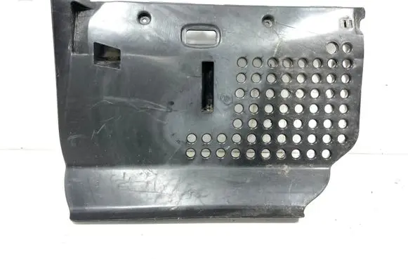 Mercedes-Benz CLS C219 Dashboard lower bottom trim panel T0013786 T0013793