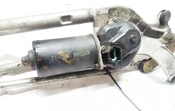Nissan Primera Wiper motor 28810au310