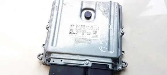 Mercedes-Benz E W211 Engine control unit/module a6421504779 0281012402
