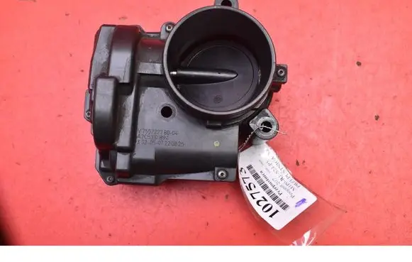 Peugeot 207 CC Throttle body valve V755722280-04