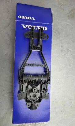 Volvo V40 Front door exterior handle/bracket 31440082 31276164