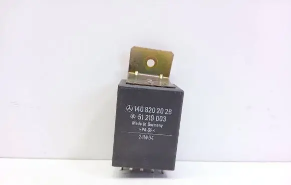 Mercedes-Benz C W202 Cruise control relay 51219003 1408202026