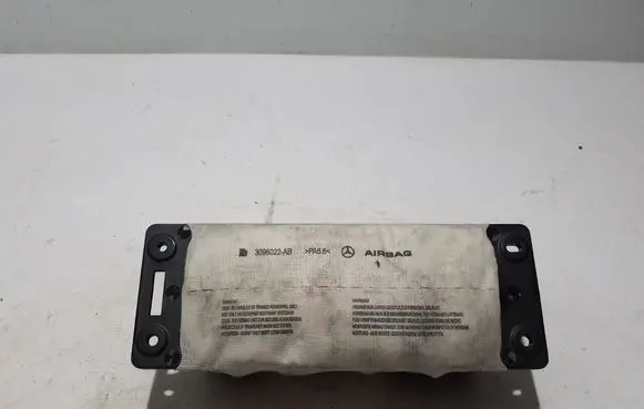 Mercedes-Benz GLS X167 Passenger airbag A1678607801