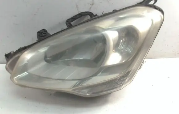 Citroen Berlingo Headlight/headlamp 208752