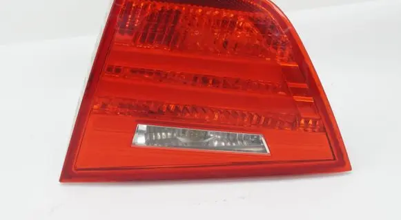 BMW 3 E90 E91 Tailgate rear/tail lights 7154162