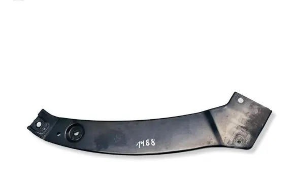 Volkswagen Tiguan Radiator support slam panel bracket 5N0806930A