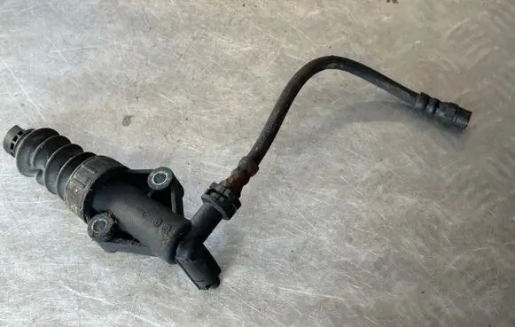 Fiat Punto (188) Clutch slave cylinder 55183442