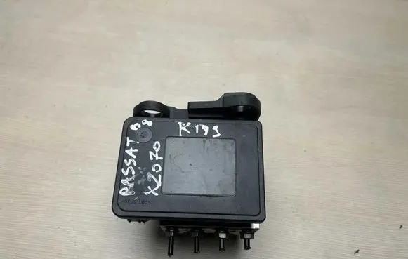 Volkswagen PASSAT B8 ABS Pump 5Q0614517DN