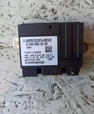 Mercedes-Benz S W222 Fuel pump relay A0009003206