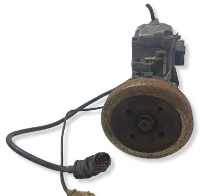 Audi A6 S6 C4 4A Fuel injection high pressure pump 0460415989 046130108G L4602BF500