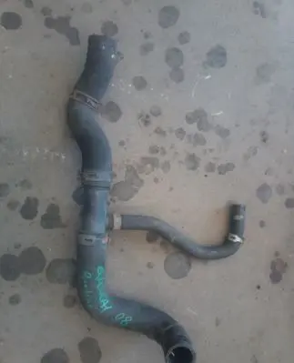 Nissan Qashqai+2 Engine coolant pipe/hose