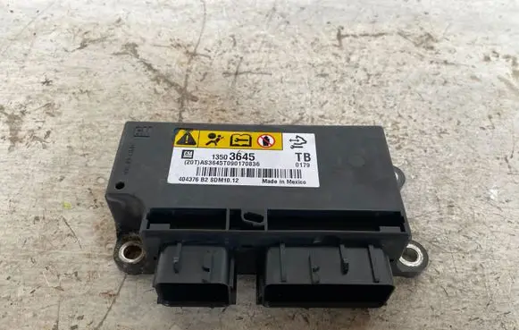 Opel Insignia A Airbag control unit/module 13503645 S3645T090170836 04376B2