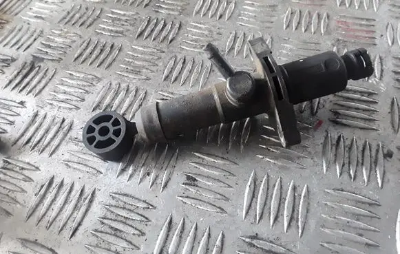 Citroen Jumper Clutch master cylinder 55196181