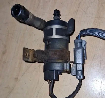 Honda Civic Headlight washer pump 