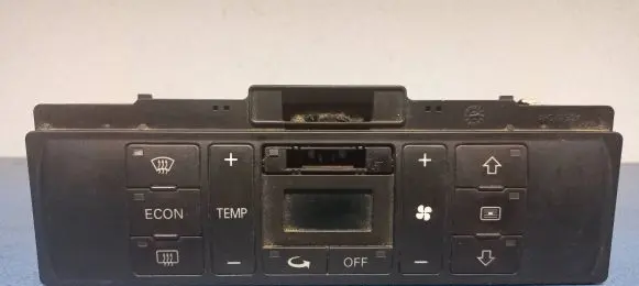 Audi A4 S4 B5 8D Climate control unit 8D0820043M