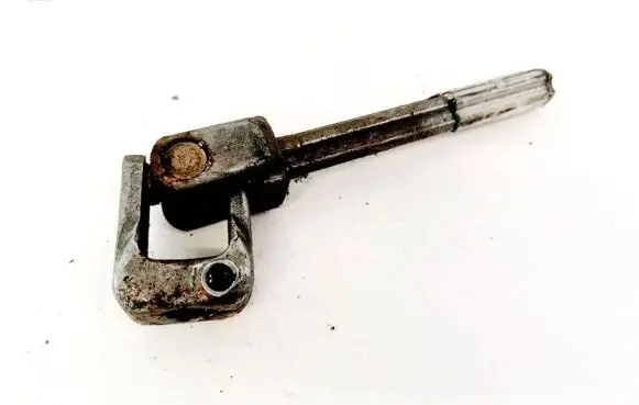 Skoda Octavia Mk2 (1Z) Steering column universal joint