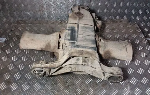 Volkswagen PASSAT B5 Rear differential 01R525131C CUC