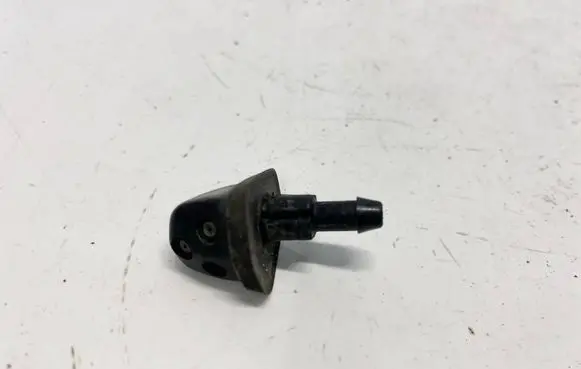 Suzuki Grand Vitara II Windshield washer spray nozzle 