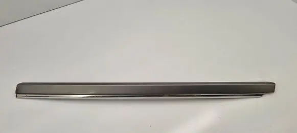 Volvo 740 Rear side glass trim 