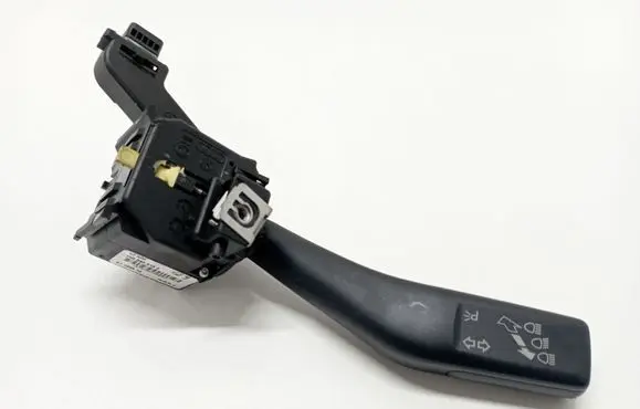 Volkswagen Golf V Indicator stalk 1K0953513E