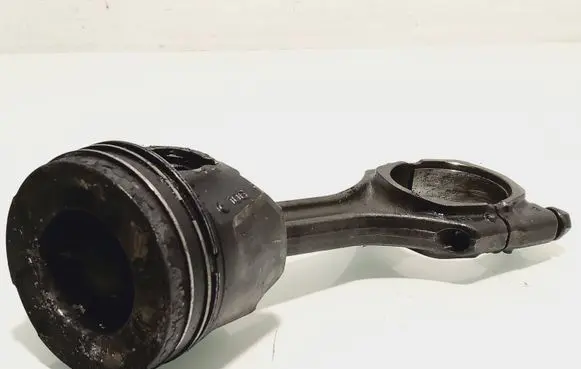 Opel Astra K Piston with connecting rod 0687776302