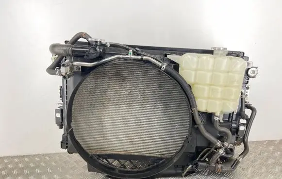 Nissan Navara D23 Radiator set 