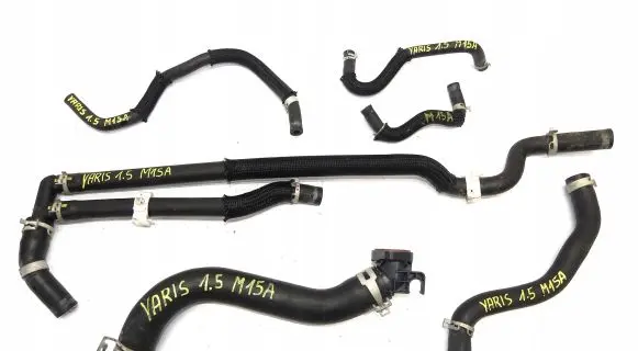 Toyota Yaris XP210 Engine coolant pipe/hose