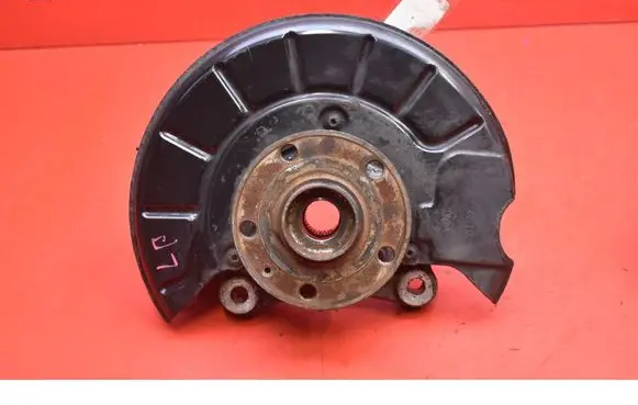 Front wheel hub spindle knuckle