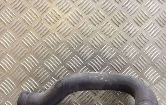 Renault Megane I Engine coolant pipe/hose