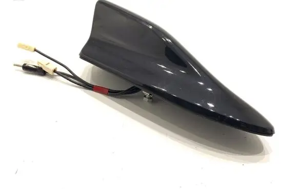 Mitsubishi Outlander Radio antenna